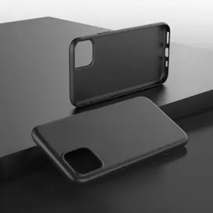 Flexible TPU Cover for iPhone 15 Plus - Black