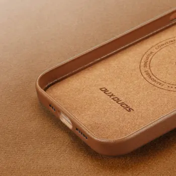 Dux Ducis Grit Leather case for iPhone 14 Brown (MagSafe Compatible)